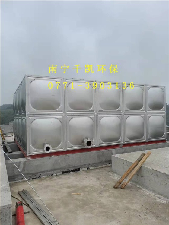 崇左第二人民醫(yī)院不銹鋼水箱