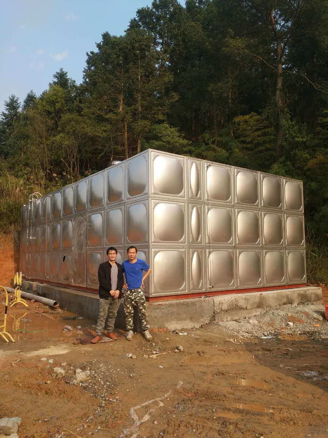 不銹鋼水箱廠家千凱，咨詢電話0771-3903136