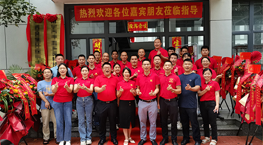 不銹鋼水箱定制廠(chǎng)家就找南寧千凱，20年專(zhuān)注水箱行業(yè)，經(jīng)驗(yàn)豐富，質(zhì)量可靠，咨詢(xún)0771-3903136